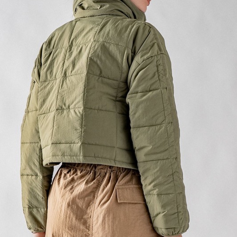 ULTRA LIGHTWEIGHT QUILTED WATER RESISTANT PACKABLE PUFFER CROPPED JACKET - Picture 3 of 3